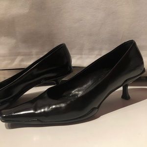 Gorgeous Prada black lambskin kitten heel pumps with exclusive rubber soles 38M
